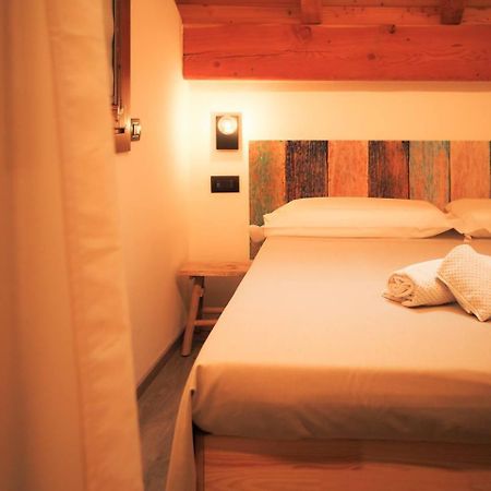 Casa Armida Apartment Tirano Luaran gambar